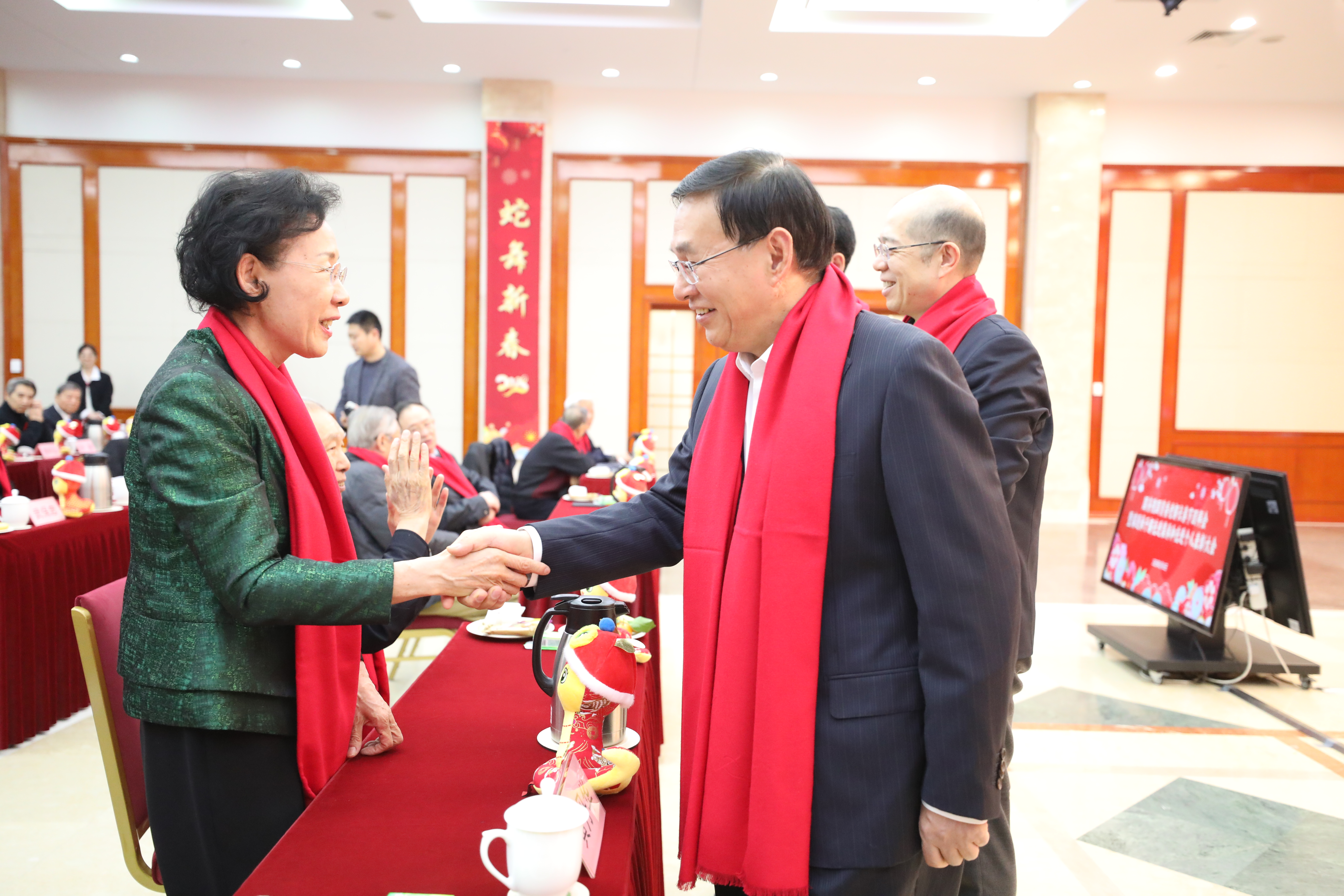 张玉卓、、、国资、、、央企、、、国资委、、、书记、、、主任、、、国企、、、企业刷新