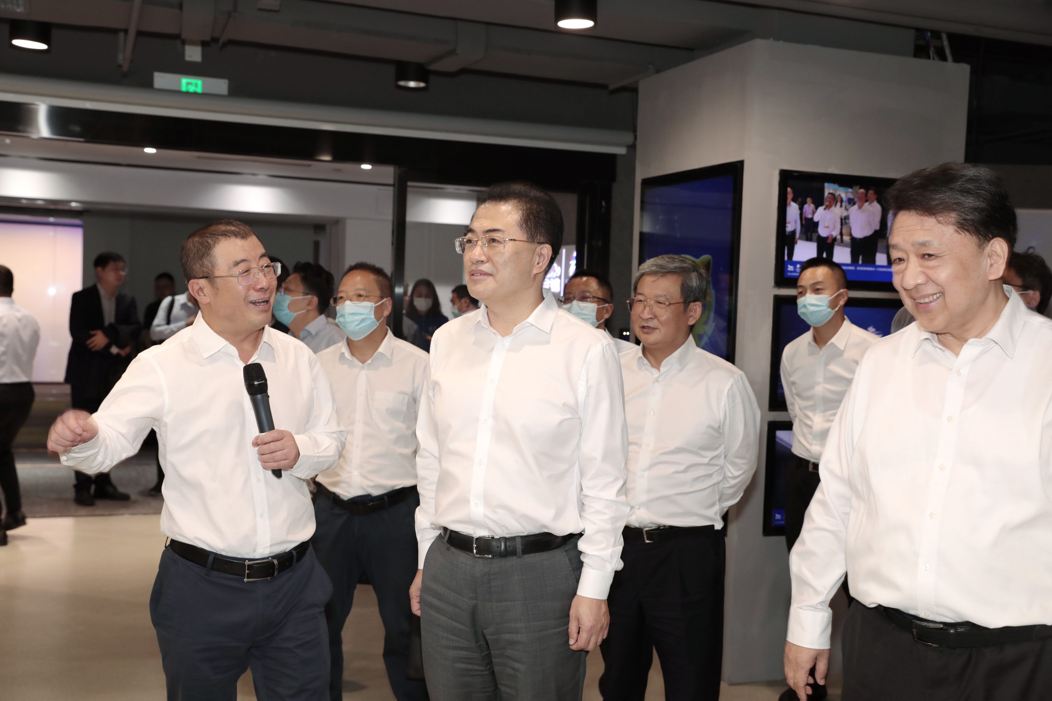 翁杰明、、、国资、、、国企、、、央企、、、国资委、、、副主任、、、企业刷新、、、新闻宣传