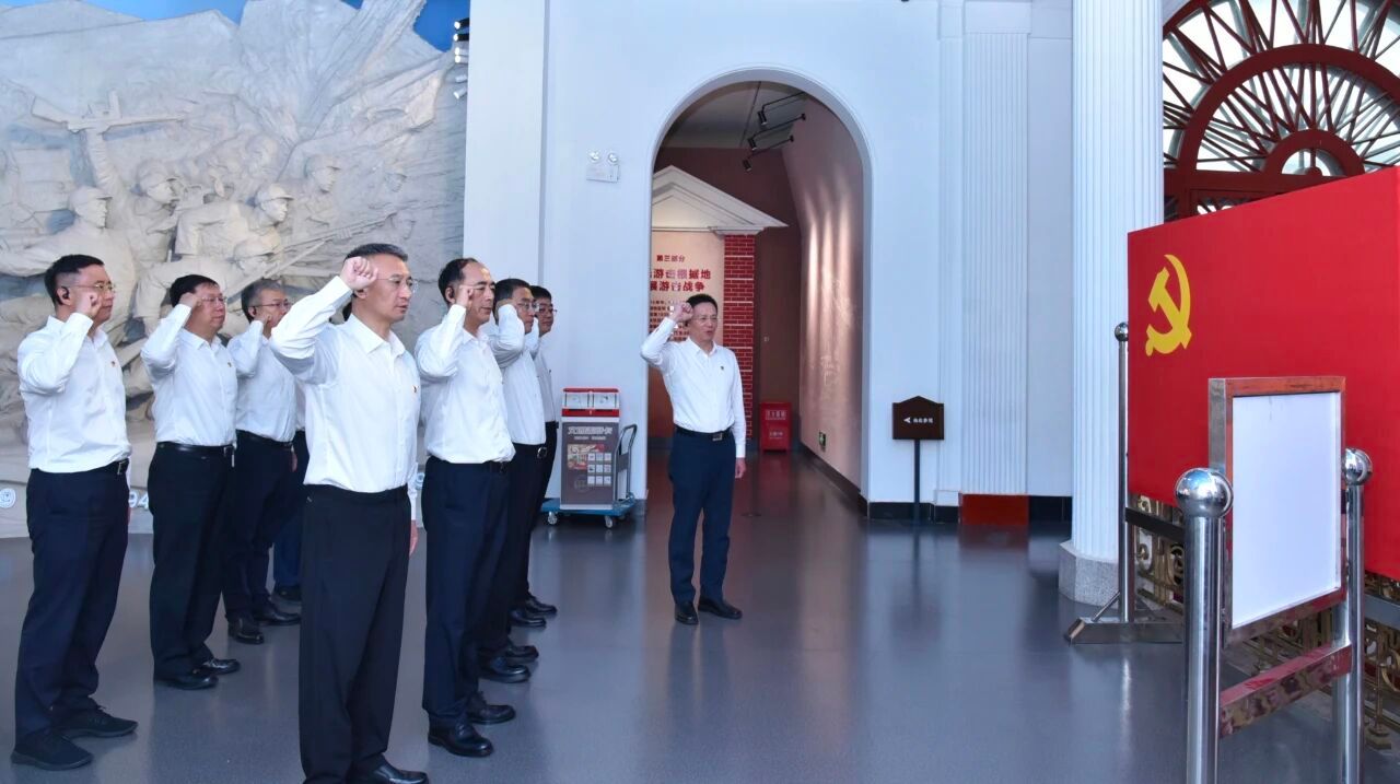 13C58D204E6C41DF06607B35C7E_E109BAE8_1BECF