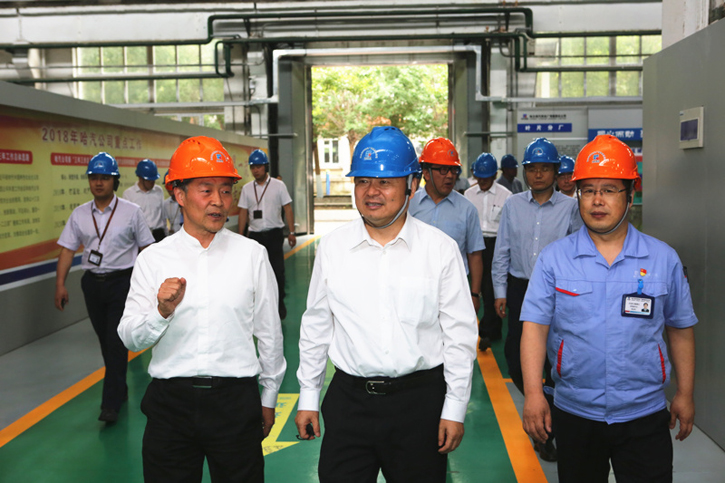 郝鹏旅行考察bevictor伟德集团所属企业汽轮机公司